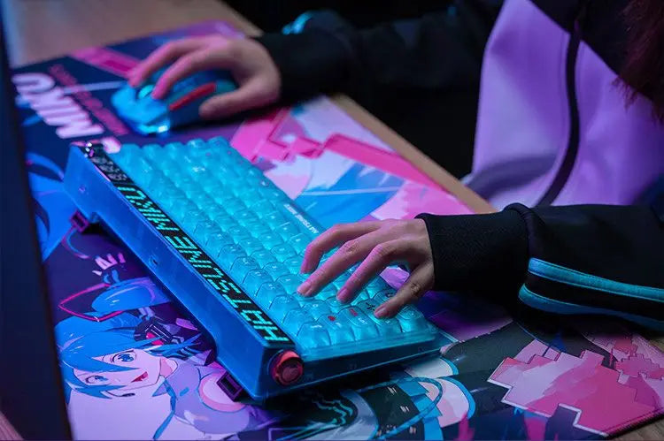 Hatsune Miku E-sports series Mechanical keyboard machinist 68 key customized axis wireless keyboard Wired Headset wireless mouse